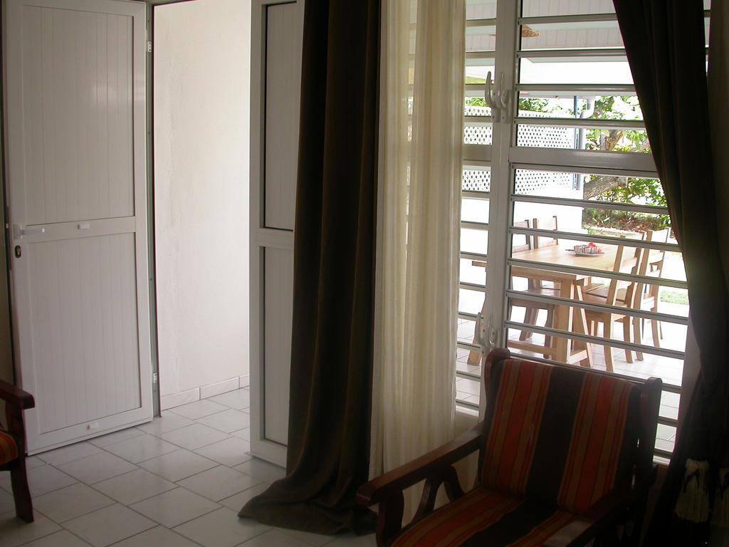 Вилла Maison De Vacances A St Anne Martinique Сент-Анн Экстерьер фото